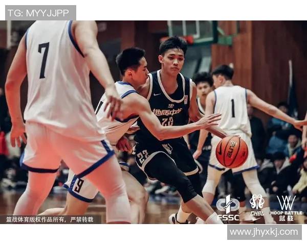 男篮红队迎战埃及队全力争胜展现实力与团队合作精神